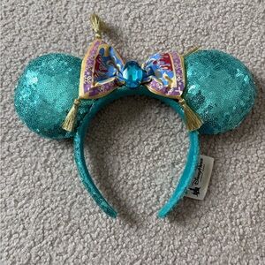Disney Teal Aladdin Themed Sequin Minnie Mouse Ears
